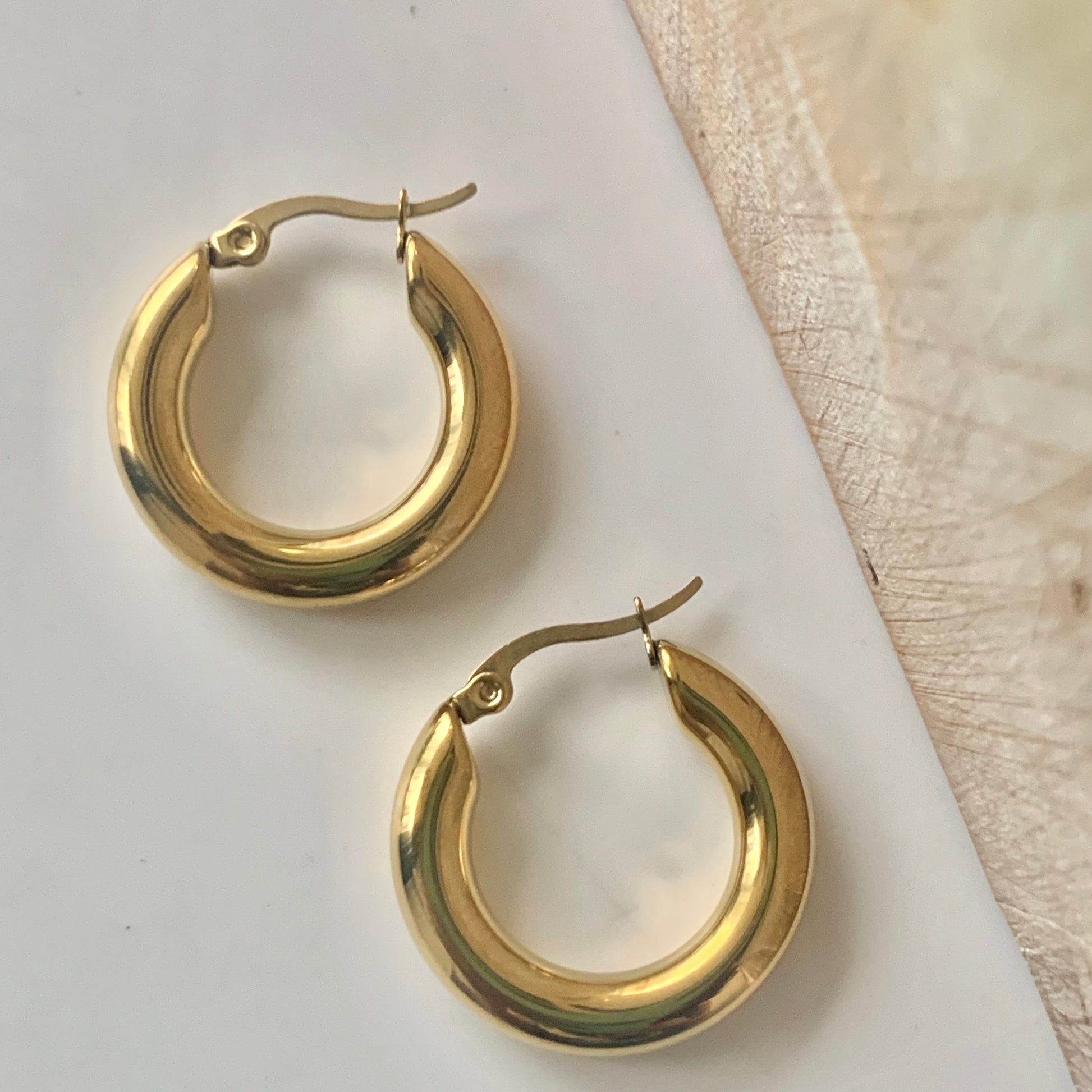 Hoops